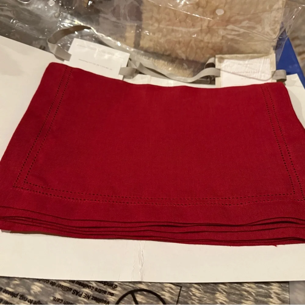 New Williams Sonoma Linen Double Hemstitch Placemats, S/4, Red 14 X 20”